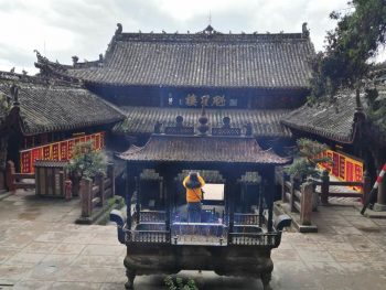 Wenquxing God blesses Chinese good results in exams, visit the temple and experience the culture