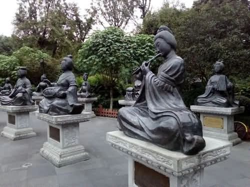  Wang Jian's Tomb in Chengdu, also explain China’s economic resilience